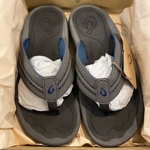 OluKai Men’s Flip Flops Hokua Dark Wood Size 10
